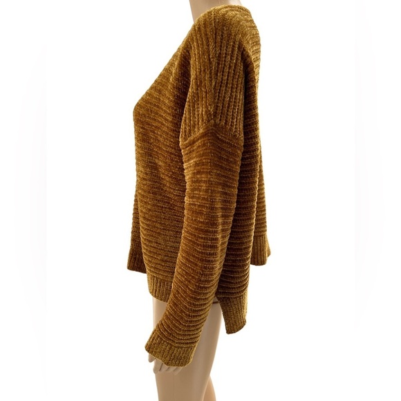 Pink Rose Sweater Gold Size L - Picture 5 of 10